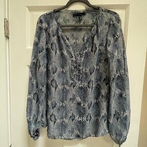 White House Black Market Gray Black Tie Front Long Sleeve Blouse